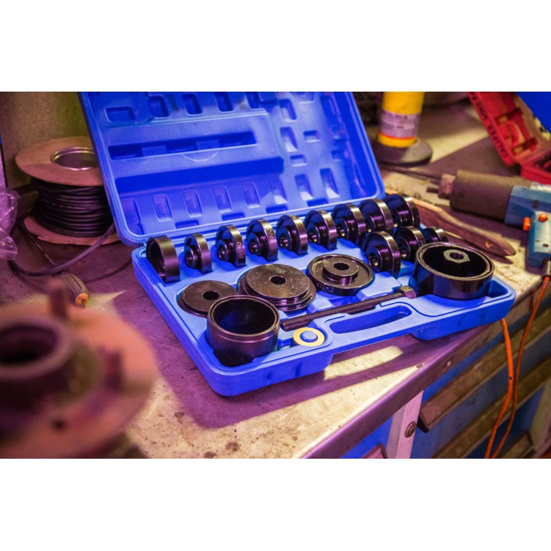 Blue Spot Tools Car Vehicle Wheel Bearing Removal Tool 23pc Kit 07902