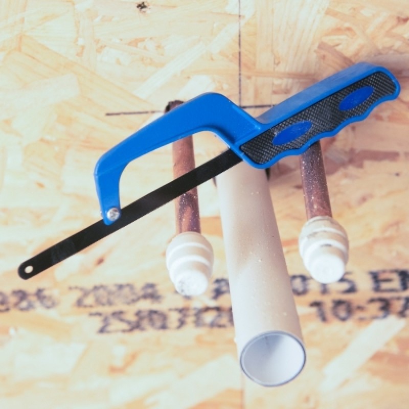 Silverline Hacksaw Handle & Blade Close Quarter 515859 Sealants and Tools Direct