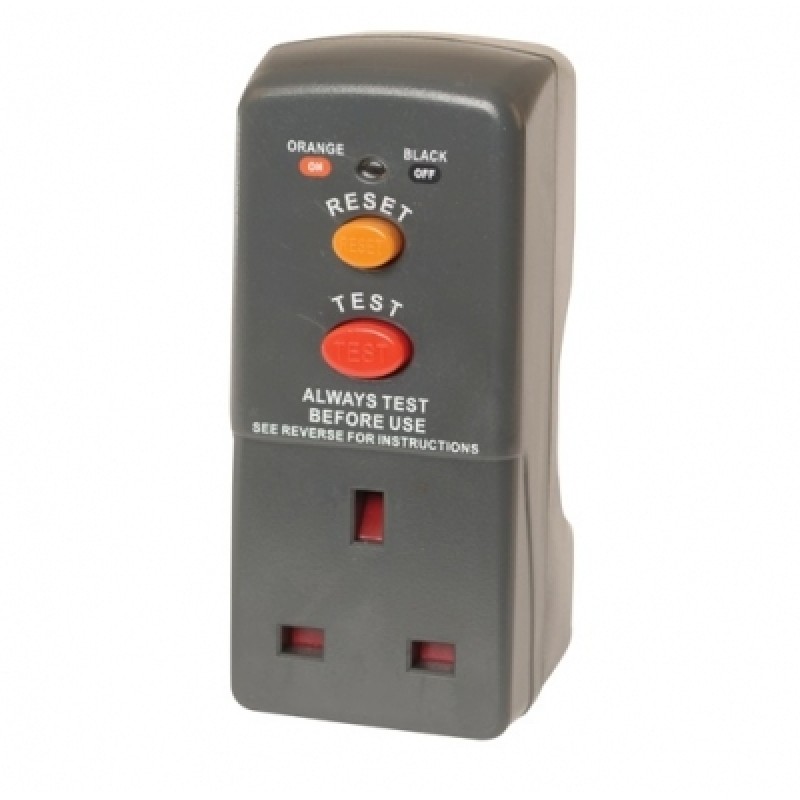 Masterplug RCD Safety Circuit Breaker Plug Adapter ARCDKGMPMS