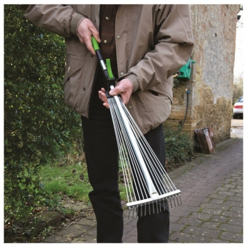 Silverline Garden Leaf Grass Rake Telescopic Adjustable 228465