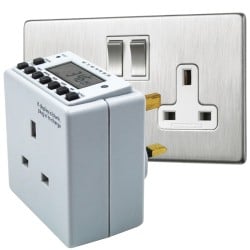 UNI-COM Digital Electronic Plugin 7 day Electric Socket Timer UNC55303 UNI-COM Digital Electronic Plugin 7 day Electric Socket Timer UNC55303